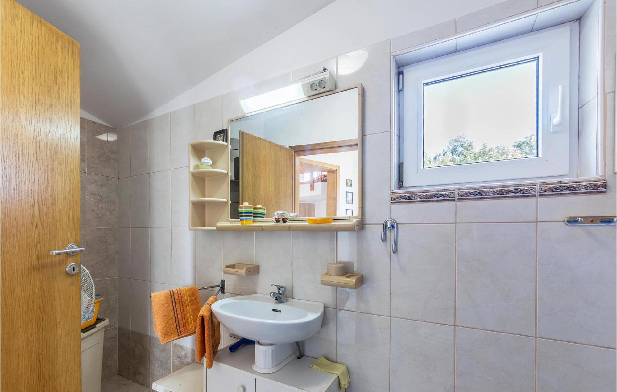 Beautiful Apartment In Barbariga With Kitchen Экстерьер фото